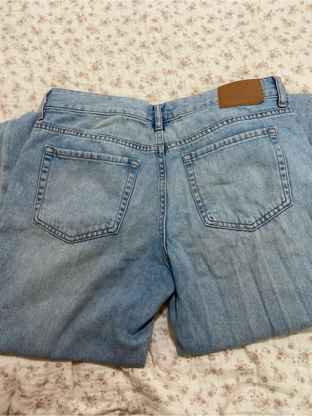 Aeropostale Light Blue Wide-Leg Women's Jeans - Picture 6 of 8
